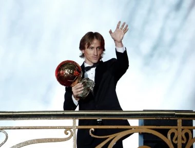 Στο Λούκα Μόντριτς η «Χρυσή Μπάλα» - Τέλος στο δίπολο Ρονάλντο-Μέσι - Η «χρυσή» λίστα (φώτο-βίντεο)